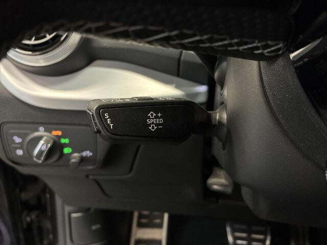 Audi Q2 35 TFSI 150pk S-tronic S Edition · Panoramadak · Apple/Android Car Play · Stoelverwarming · Navigatie · 17'' Inch ·