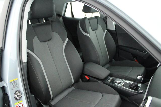 Audi Q2 35 TFSI 150pk S-Tronic Advanced edition Trekhaak Led Navigatie Virtual Cockpit
