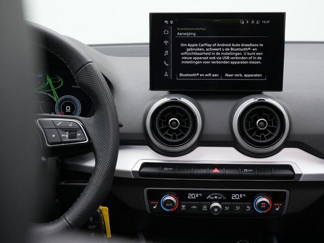 Audi Q2 35 TFSI 150 pk S-tronic S Edition / S-Line | Panoramadak | Matrix LED | Stoelverwarming | Navigatie