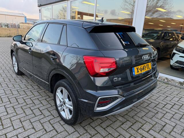 Audi Q2 35 TFSI S Edition Camera | App connect