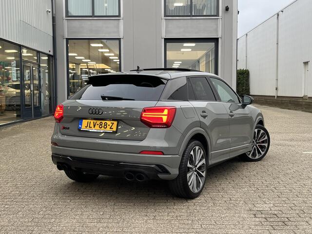 Audi Q2 2.0 TFSI SQ2 | Pano-Dak/Leder/Camera/Adapt.Cruise/19"/Sfeerverlichting/Apple CarPlay-Android Auto