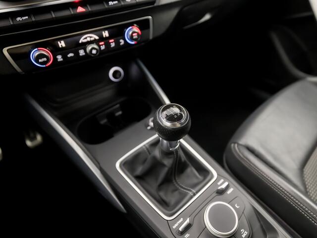 Audi Q2 1.4 TFSI S-Line Sport 150Pk (2X S-LINE, GROOT NAVI, CLIMATE, LEDER, LED KOPLAMPEN, SPORTSTOELEN, CRUISE, ZWART HEMEL, NIEUWE APK, NIEUWSTAAT)