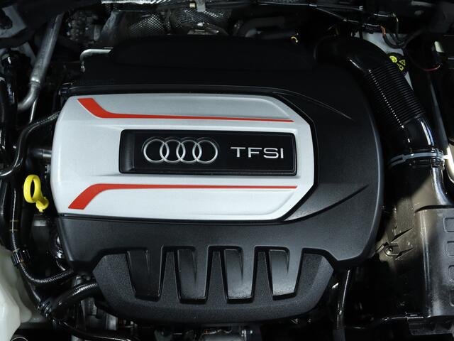 Audi Q2 2.0 TFSI SQ2 | 1e Eigenaar | 301PK | Bang & Olufsen Audio | Nederlandse Auto |