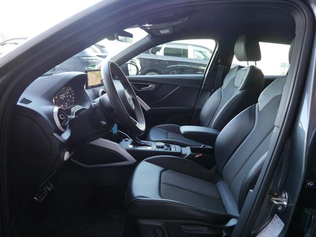 Audi Q2 35 TFSI S Edition | Automaat | Digitale cockpit | Elektrisch bedienbare achterklep | Navigatie | Cruise control | Matrix Led koplampen | S line