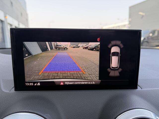 Audi Q2 35 TFSI S-LINE Virt cock/Camera/Apple