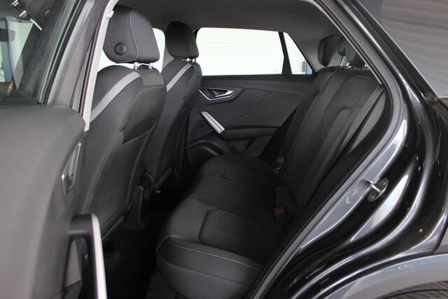 Audi Q2 35 TFSI Advanced Edition Camera | Virtual Cockpit | Carplay | Keyless | Clima | LED | Cruise | Navi | Sportstoelen | 17" LMV | PDC V+A