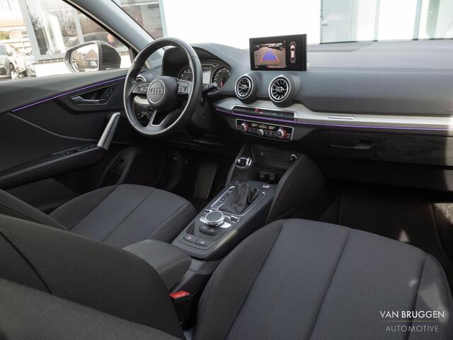 Audi Q2 35 TFSI Sport Keyless Camera ACC CarPlay