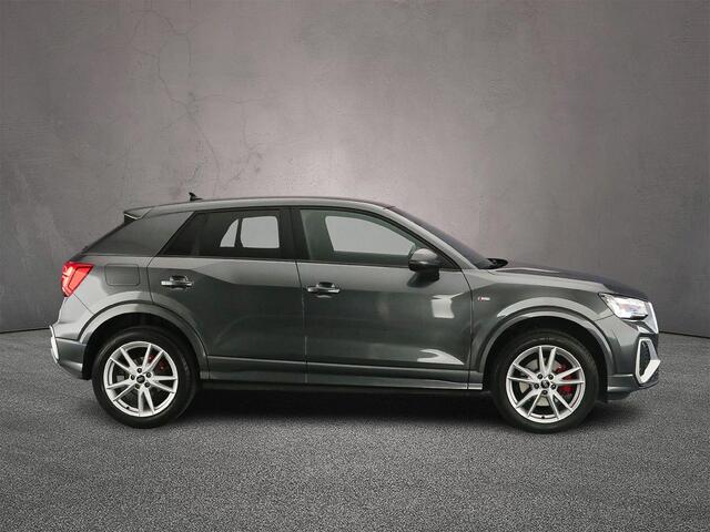 Audi Q2 35 TFSI S Edition | Matrix | ACC | Trekhaak | Audi sound | Achteruitrijcamera | Ambient lighting | |