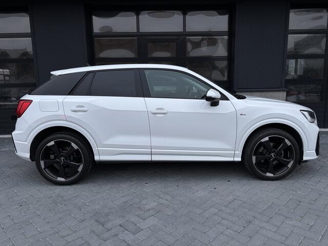 Audi Q2 35 TFSI S-line Black Keyless