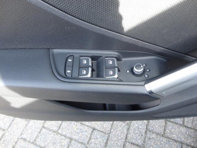 Audi Q2 35 TFSI 150 PK S-tronic Advanced edition ,Camera ,Navi ,Trekhaak