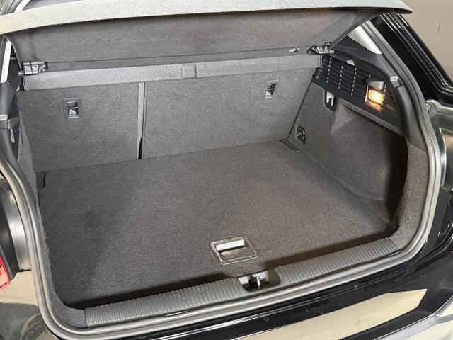 Audi Q2 35 TFSI Pro Line | Apple Carplay | Draadloze lader | LED | Origineel NL