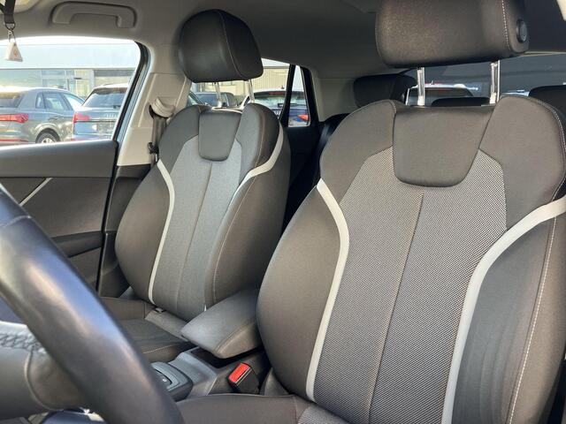 Audi Q2 30 TFSI/110PK Advanced edition · Navigatie · Parkeersensoren · Apple/Android Car Play ·