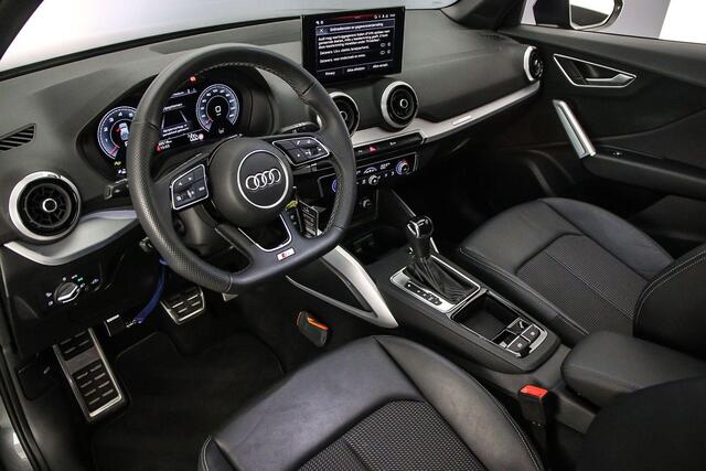Audi Q2 35 TFSI S Edition | Panoramadak | Adaptive cruise control | Navigatie | LED matrix koplampen | Achteruitrijcamera