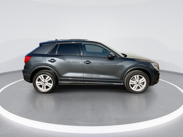 Audi Q2 30 TFSI/110PK Advanced edition · Navigatie · Parkeersensoren · Apple/Android Car Play ·