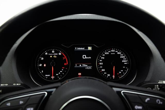 Audi Q2 30 TFSI Pro Line |Camera|Stoelverwarming|Cruise|