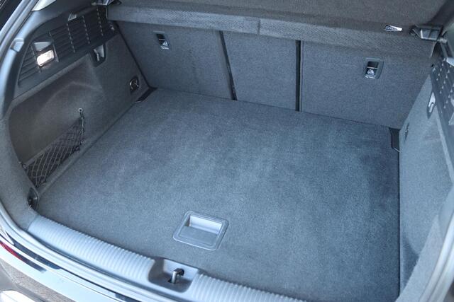 Audi Q2 35 TFSI Advanced edition 150pk | Camera | Stoelverwarming | Navi