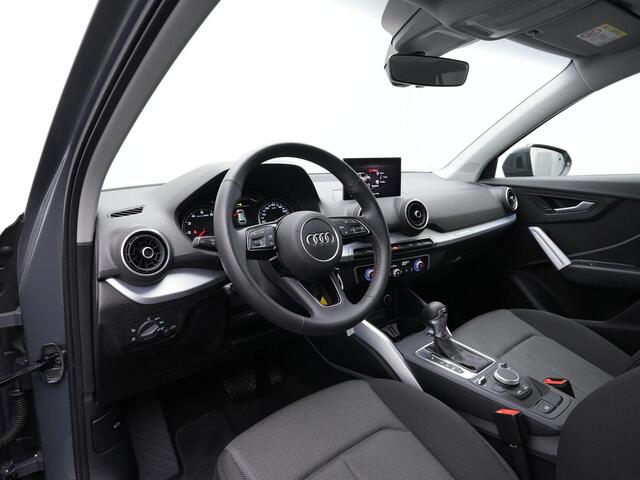 Audi Q2 35 TFSI 150 pk S-tronic S Edition / S-Line | Achteruitrijcamera | Adaptive Cruise | Navigatie | Side Assist
