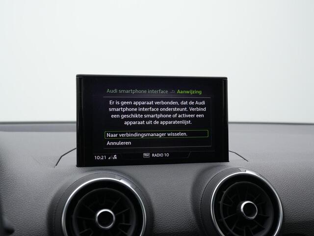 Audi Q2 35 TFSI 150 pk S-tronic S Edition / S-Line | Achteruitrijcamera | Adaptive Cruise | Navigatie | Side Assist