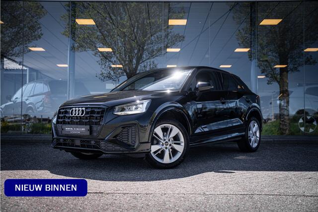 Audi Q2 35 TFSI S-line ** Virtual Cockpit ** 18" S-Design velgen ** Stoelverwarming ** Carplay ** LED ** Automaat