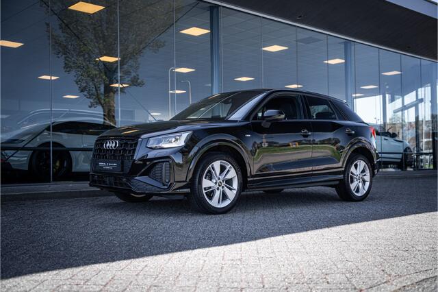 Audi Q2 35 TFSI S-line ** Virtual Cockpit ** 18" S-Design velgen ** Stoelverwarming ** Carplay ** LED ** Automaat