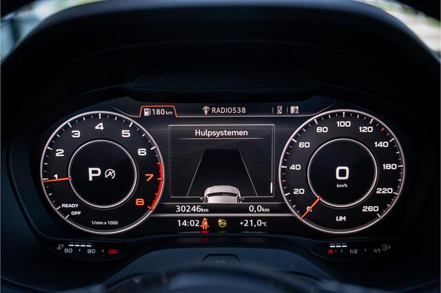 Audi Q2 35 TFSI S-line ** Virtual Cockpit ** 18" S-Design velgen ** Stoelverwarming ** Carplay ** LED ** Automaat