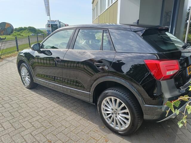 Audi Q2 1.0 TFSI Design Pro Line | NAP | afneembare Trekhaak | Automaat | LM Velgen |
