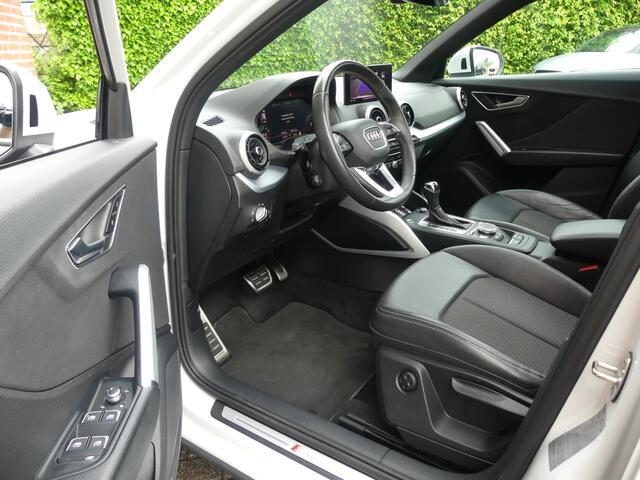 Audi Q2 35 TFSI 3X S-Line / Full options!! / Trekhaak