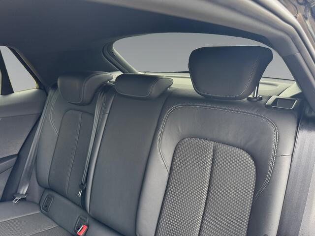 Audi Q2 35 TFSI 150pk S Edition Audi smartphone interface | Optiekpakket Zwart | Parkeersensoren achter