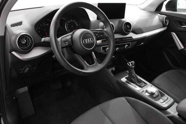 Audi Q2 35 TFSI 150pk S-Tronic Prestige Navigatie Apple Carplay/Android Auto Camera Parkeersensoren Adaptive Cruise Control Stoelverwarming Climate Control Lichtmetalen velgen