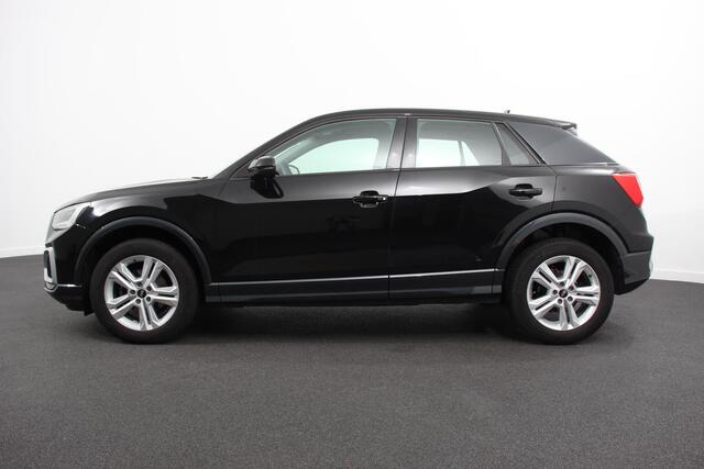 Audi Q2 35 TFSI 150pk S-Tronic Prestige Navigatie Apple Carplay/Android Auto Camera Parkeersensoren Adaptive Cruise Control Stoelverwarming Climate Control Lichtmetalen velgen