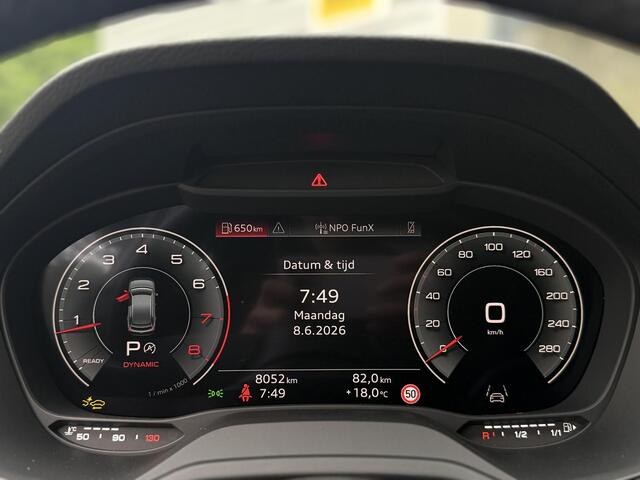 Audi Q2 35 TFSI S-Line Automaat l Matrix LED l Camera l Stoelverwarming l Carplay