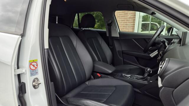 Audi Q2 30 TFSI Sport, Leder, Stoelverwarming