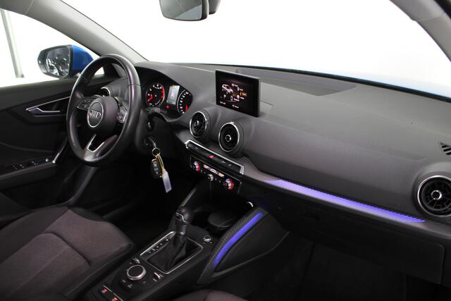 Audi Q2 1.4 TFSI CoD #limited Automaat / Carplay / PDC achter / Ambiance verlichting / Cruise control / Led /