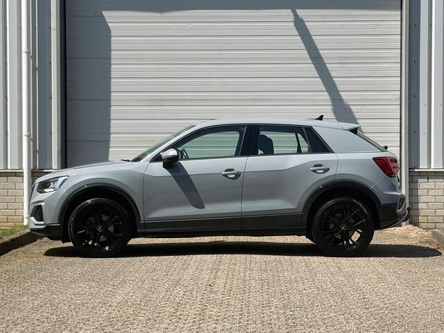 Audi Q2 35 TFSI Advanced edition / 1e Eigenaar / Trekhaak / Camera / Sensoren / Carplay / Android Auto /