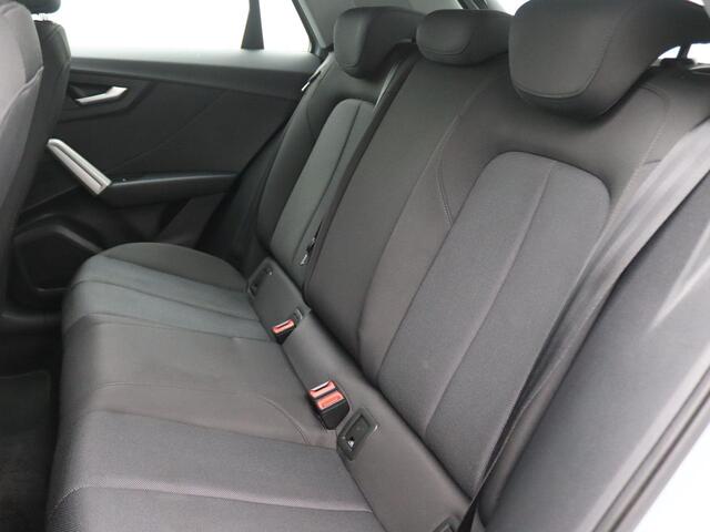 Audi Q2 35 TFSI Advanced edition 150PK S-Tronic Trekhaak, Achteruitrijcamera, Keyless, Elektr. Achterklep, Matrix LED-Verlichting, Stoelverwarming, 17" LM Velgen, Adaptieve Cruise Control