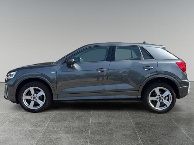 Audi Q2 35 150pk TFSI S Edition Parkeerhulp plus | Achteruitrijcamera | Stoelverwarming voorin