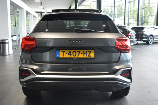 Audi Q2 35 TFSI 2X S-LINE navi keyless camera led pdc 150 pk !!