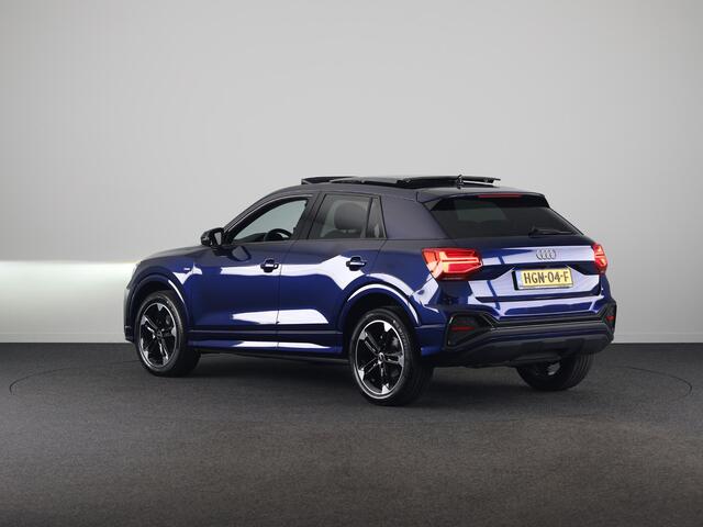 Audi Q2 35 TFSI S Edition 150pk | Panoramadak | Camera | Stoelverwarming | Elek. klep | Ambienteverlichting