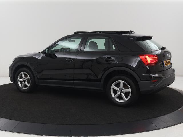 Audi Q2 30 TFSI Advanced edition | Panoramadak | Leder | Virtual Dashboard | Stoelverwarming | Climate control | Camera | Park assist | Cruise control | Navigatie |