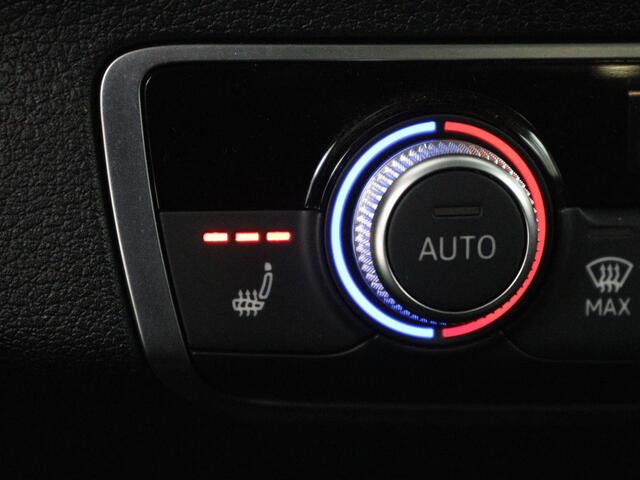 Audi Q2 30 TFSI Advanced edition | Panoramadak | Leder | Virtual Dashboard | Stoelverwarming | Climate control | Camera | Park assist | Cruise control | Navigatie |
