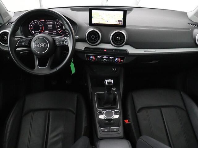 Audi Q2 30 TFSI Advanced edition | Panoramadak | Leder | Virtual Dashboard | Stoelverwarming | Climate control | Camera | Park assist | Cruise control | Navigatie |