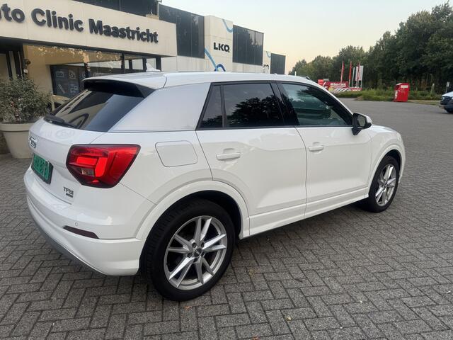 Audi Q2 1.0 TFSI S-LINE SPORT EDITION / NAVI / PDC V+A / Intresse, Proefrit? Bel of app met: 06-15025420 (Wegens de zomervakantie bezichtiging op afspraak)