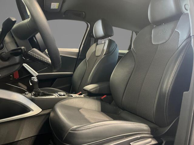 Audi Q2 35 TFSI 150pk S-Tronic S Edition · Camera · Keyless · ACC · Matrix LED · Audi Sound · Apple/Android Car Play · Virtual Cockpit ·