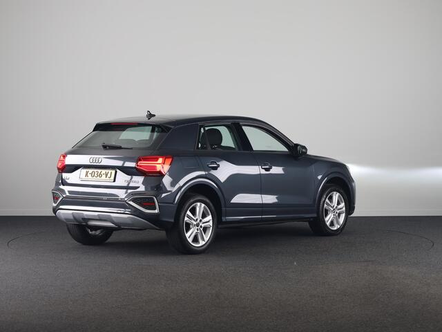 Audi Q2 35 TFSI Business Edition 150pk | Climatronic | Apple Carplay/Android Auto | Cuise control | LED koplampen | Lichtmetalen velgen 17" | Navigatiesysteem full map