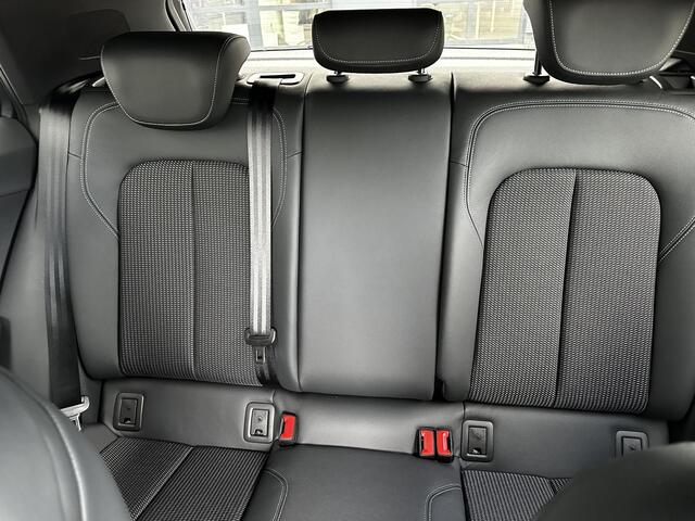 Audi Q2 S edition 35 TFSI 110 kW / 150 PK Hatchback 7 vers