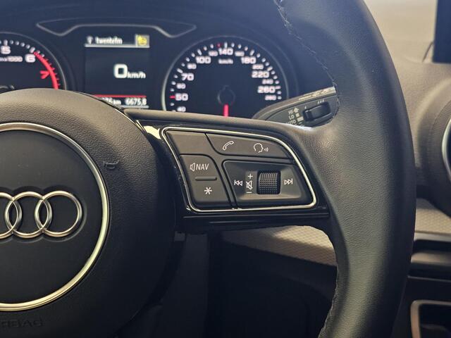 Audi Q2 35 TFSI Advanced edition | Adaptive cruise | Camera | Led | Stoelverwarming |