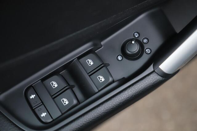 Audi Q2 30 TFSI Pro Line 110PK Carplay Android Navigatie LMV Climate Cruise Control Parkeersensor