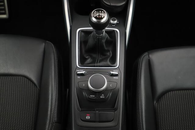 Audi Q2 30 TFSI Sport S line Edition Navigatie Climate Cruise Control Bluetooth LED Parkeersensor