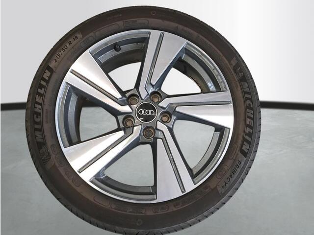 Audi Q2 35 TFSI 150pk Advanced S Line ext. / Trekhaak / Navi / Stoelverwarming