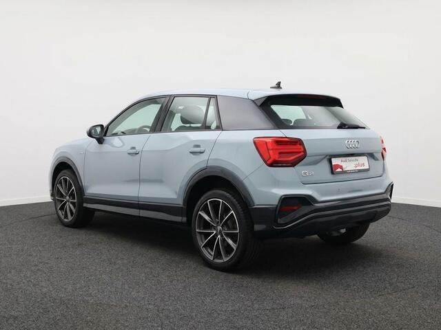 Audi Q2 35 TFSI S Edition 150pk | Virtuel Cockpit | Navigatiesysteem full map | Cruise control adaptief | Apple Carplay/Android Auto | S-line interieur lederen/stof bekleding | Matrix LED koplampen |